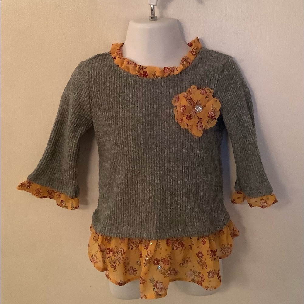 🤑Little Lass thermal shirt. Size 2T